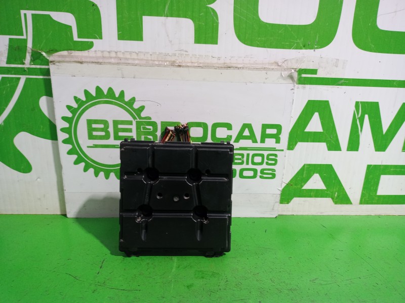 Recambio de caja reles / fusibles para seat ibiza (6j5) emoción referencia OEM IAM 2AC53362298  