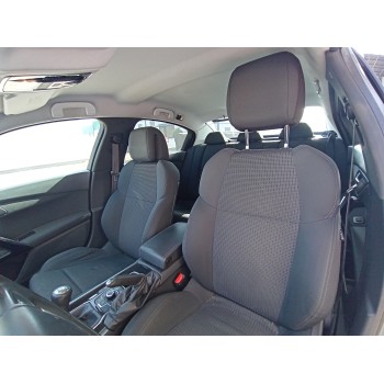 peugeot 508 del año 2012