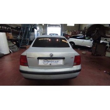 volkswagen passat berlina (3b2) del año 2000