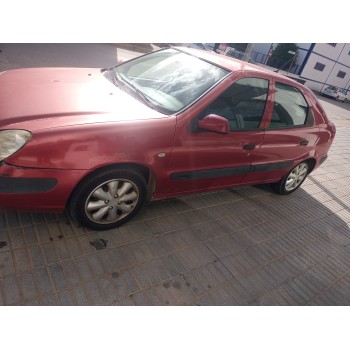 citroën xsara berlina del año 2004