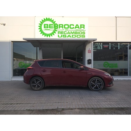 toyota auris touring sports (e18) del año 2018