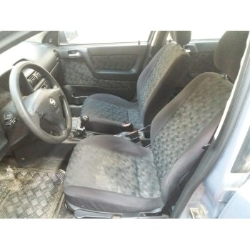 opel astra g berlina del año 2001