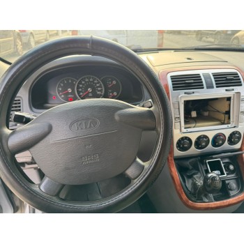 kia carnival ii del año 2004