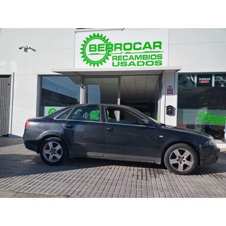 audi a4 berlina (8e) del año 2004