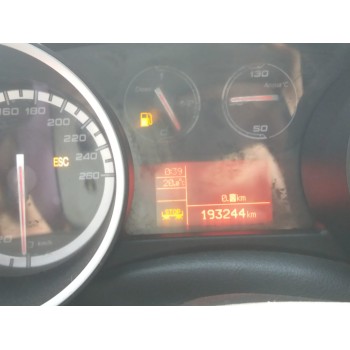 alfa romeo giulietta (191) del año 2013