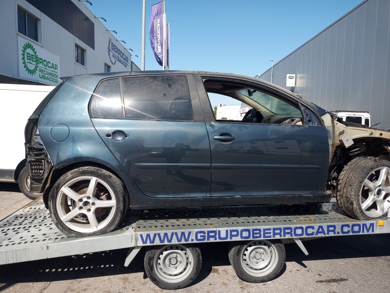 VOLKSWAGEN GOLF V BERLINA (1K1)