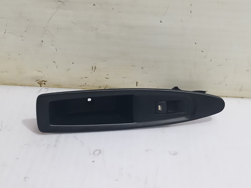 Recambio de mando elevalunas trasero izquierdo para citroën c4 sedan collection referencia OEM IAM 9655096277  