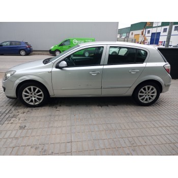 opel astra h berlina del año 2006