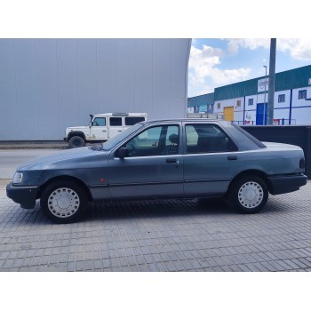 ford sierra berlina del año 1990