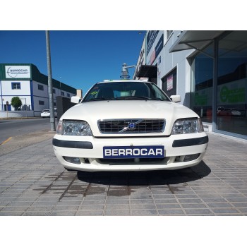 volvo s40 berlina del año 2003