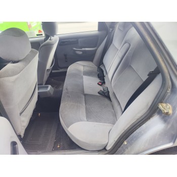 ford sierra berlina del año 1990