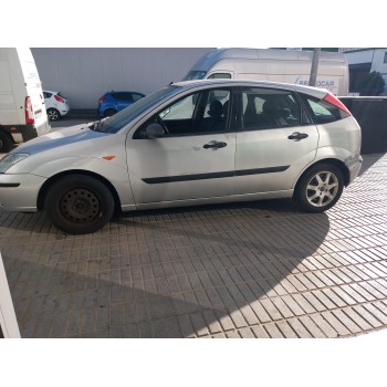 ford focus berlina (cak) del año 2004