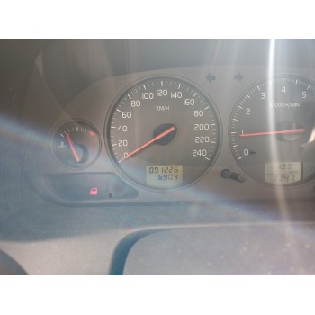 volvo s40 berlina del año 2003