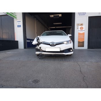 toyota auris touring sports (e18) del año 2016