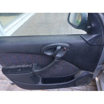 citroën xsara berlina del año 1998