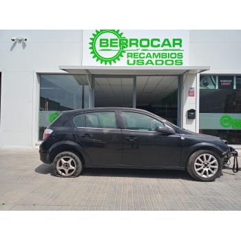 opel astra h berlina del año 2004