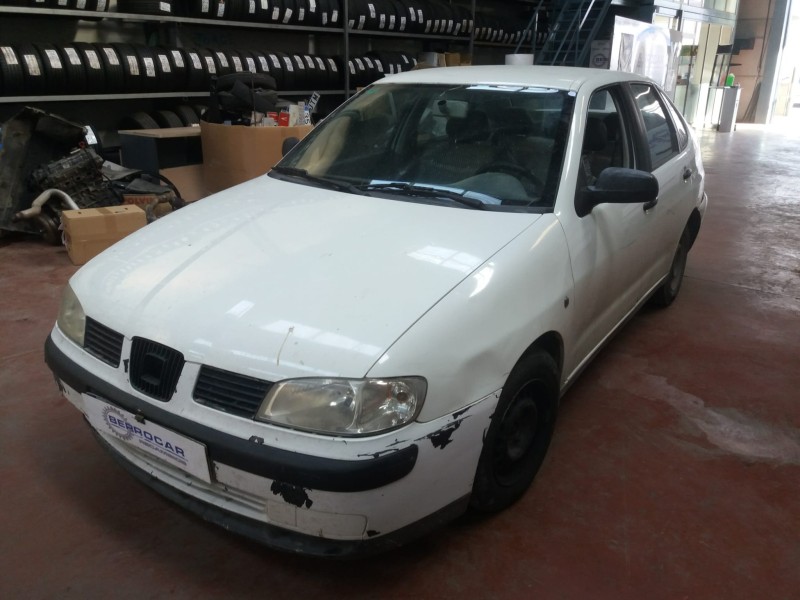 SEAT CORDOBA BERLINA (6K2)