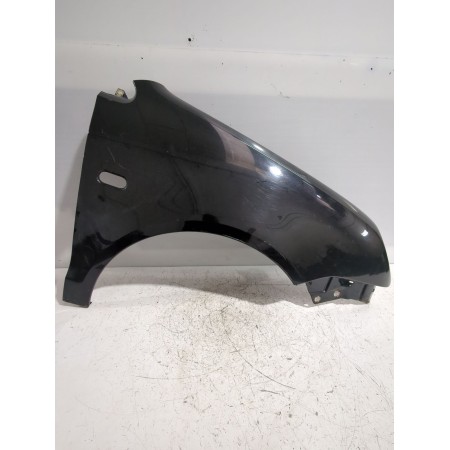 Recambio de aleta delantera derecha para volkswagen polo iv (9n_, 9a_) 1.4 16v referencia OEM IAM 6Q0821106C  