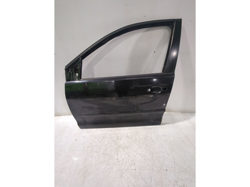 Recambio de puerta delantera izquierda para volkswagen polo iv (9n_, 9a_) 1.4 16v referencia OEM IAM 6Q4831055P  