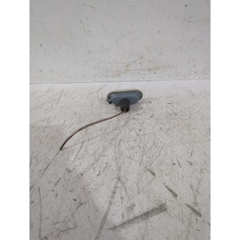 Recambio de pilotos laterales para volkswagen polo iv (9n_, 9a_) 1.4 16v referencia OEM IAM 1J0949117  