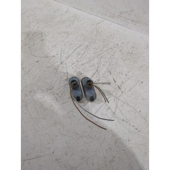 Recambio de pilotos laterales para volkswagen polo iv (9n_, 9a_) 1.4 16v referencia OEM IAM 1J0949117  