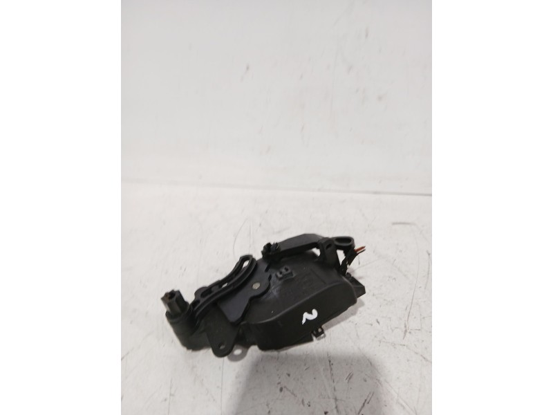 Recambio de motor apertura trampilla para seat leon (1m1) 1.9 tdi referencia OEM IAM 6NN00769200  
