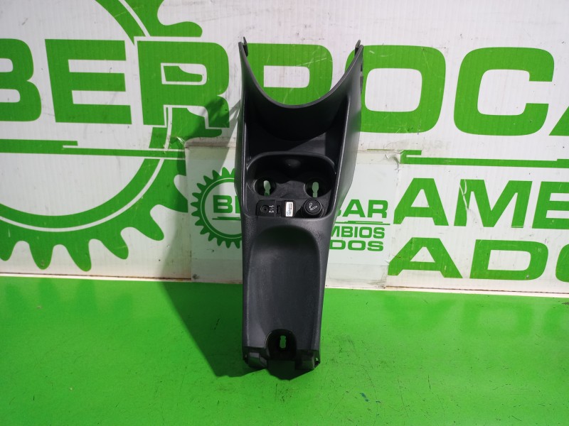Recambio de consola central para fiat 500 cabrio (150) lounge referencia OEM IAM 735429498  
