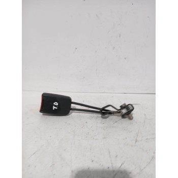 Recambio de enganche cinturon trasero derecho para seat leon (1m1) 1.9 tdi referencia OEM IAM 1M0857495  