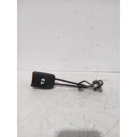 Recambio de enganche cinturon trasero derecho para seat leon (1m1) 1.9 tdi referencia OEM IAM 1M0857495  