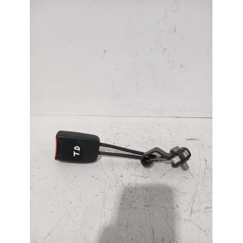 Recambio de enganche cinturon trasero derecho para seat leon (1m1) 1.9 tdi referencia OEM IAM 1M0857495  