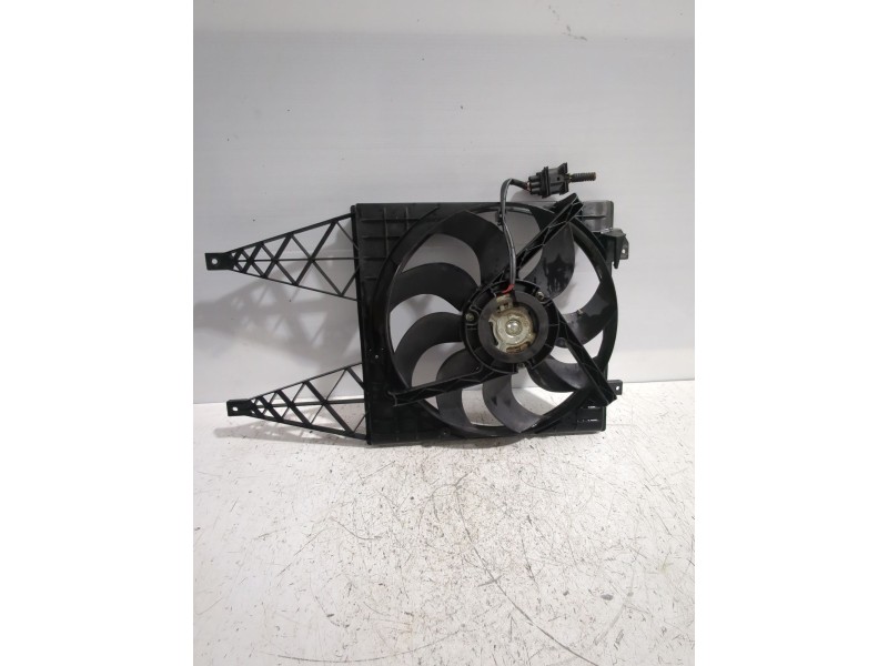 Recambio de electroventilador para volkswagen polo iv (9n_, 9a_) 1.4 16v referencia OEM IAM 6E0959455A  