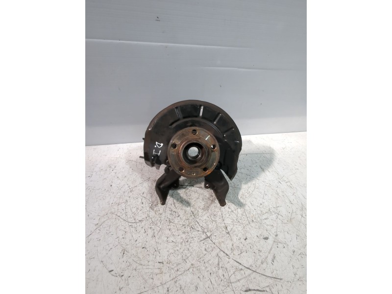 Recambio de mangueta delantera izquierda para volkswagen polo iv (9n_, 9a_) 1.4 16v referencia OEM IAM 6Q0407255AC  