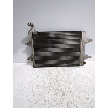 Recambio de condensador / radiador aire acondicionado para volkswagen polo iv (9n_, 9a_) 1.4 16v referencia OEM IAM 6Q0820411J  