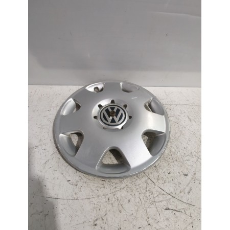 Recambio de tapacubos para volkswagen polo iv (9n_, 9a_) 1.4 16v referencia OEM IAM 6Q0601147  