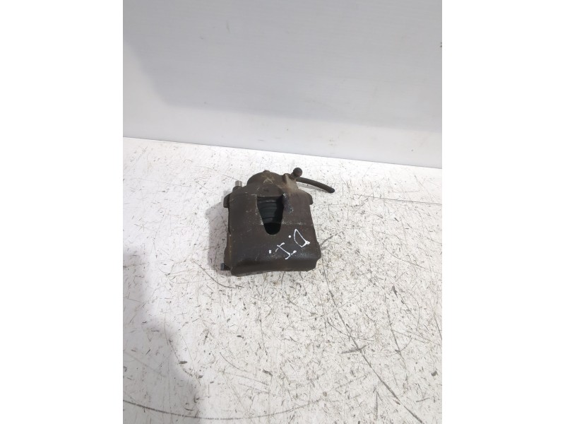 Recambio de pinza de freno delantera izquierda para volkswagen polo iv (9n_, 9a_) 1.4 16v referencia OEM IAM 6N0615123B  