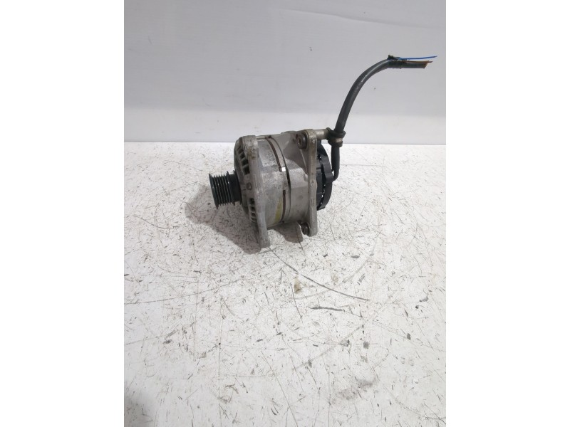 Recambio de alternador para volkswagen polo iv (9n_, 9a_) 1.4 16v referencia OEM IAM 038903018RX  