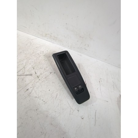 Recambio de mando elevalunas delantero izquierdo para volkswagen polo iv (9n_, 9a_) 1.4 16v referencia OEM IAM 6Q09598589B9  