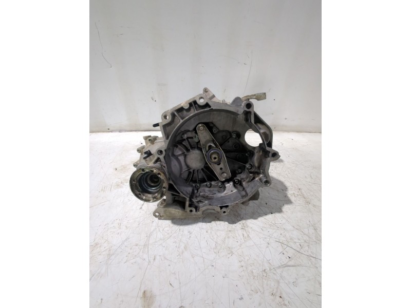 Recambio de caja cambios para volkswagen polo iv (9n_, 9a_) 1.4 16v referencia OEM IAM 02T300020C  