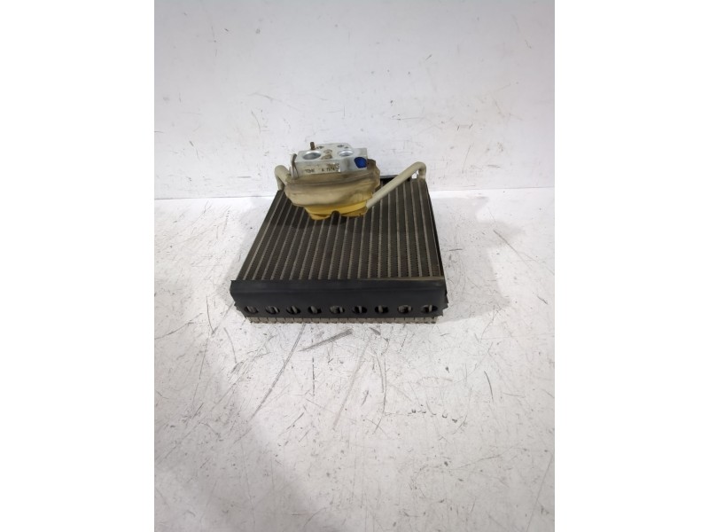 Recambio de evaporador aire acondicionado para volkswagen polo iv (9n_, 9a_) 1.4 16v referencia OEM IAM A4756  