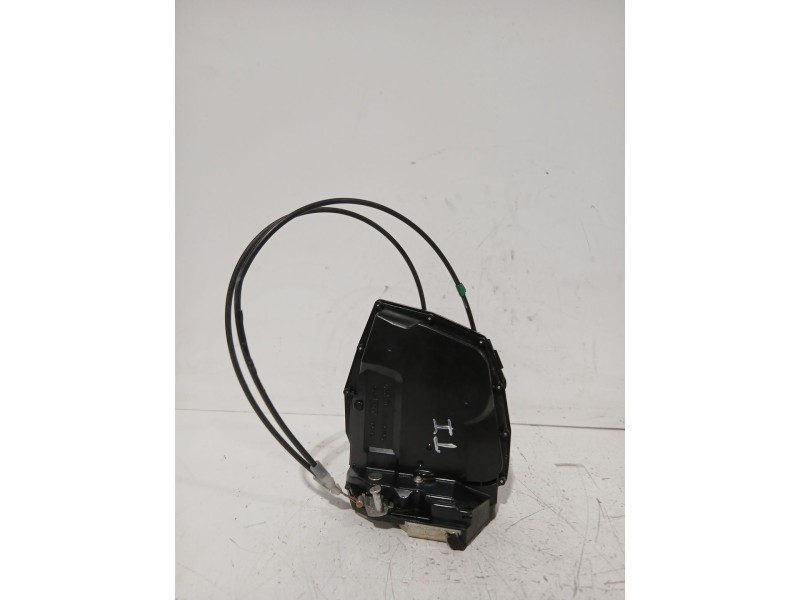 Recambio de cerradura puerta trasera izquierda para suzuki swift iii (mz, ez) 1.3 (rs 413) referencia OEM IAM 8230262J03000  