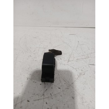 MANDO ELEVALUNAS DELANTERO DERECHO 62J003434T 