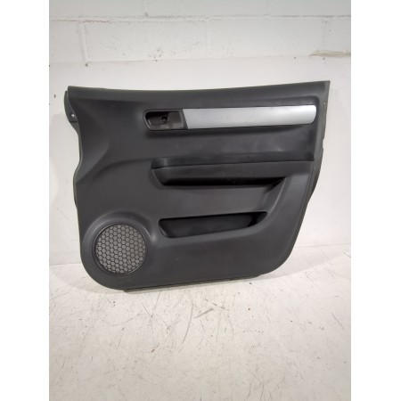 Recambio de guarnecido puerta delantera derecha para suzuki swift iii (mz, ez) 1.3 (rs 413) referencia OEM IAM 8371363J0  