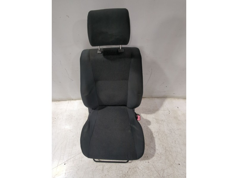 Recambio de asiento delantero derecho para suzuki swift iii (mz, ez) 1.3 (rs 413) referencia OEM IAM   