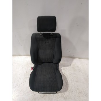 ASIENTO DELANTERO IZQUIERDO 