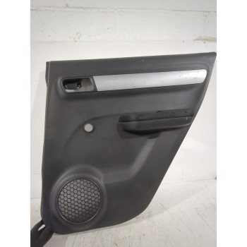 Recambio de guarnecido puerta trasera derecha para suzuki swift iii (mz, ez) 1.3 (rs 413) referencia OEM IAM 8373162J0  