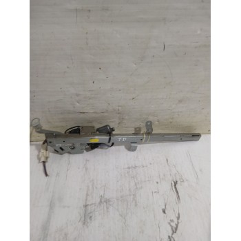 Recambio de elevalunas trasero derecho para mercedes-benz clk (c209) clk 240 (209.361) referencia OEM IAM 2038600282  