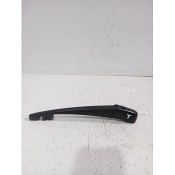 Recambio de brazo limpia trasero para suzuki swift iii (mz, ez) 1.3 (rs 413) referencia OEM IAM 3882163J00000  