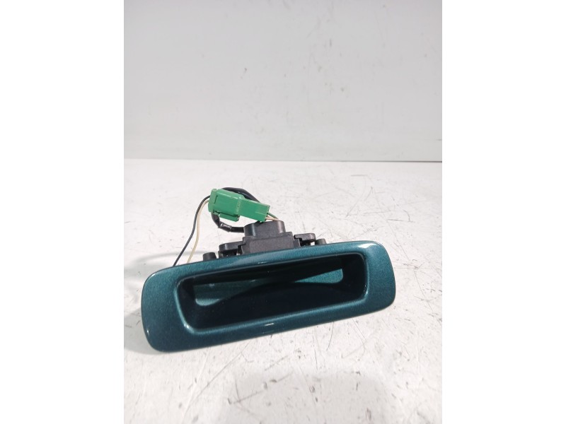 Recambio de maneta exterior porton para suzuki swift iii (mz, ez) 1.3 (rs 413) referencia OEM IAM 82851-63JA  