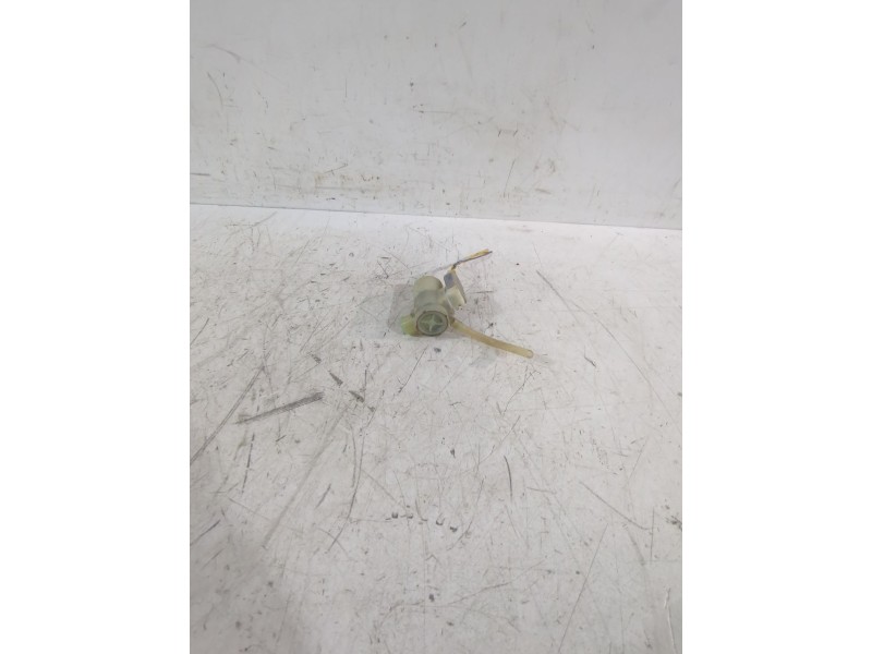 Recambio de bomba limpia para suzuki swift iii (mz, ez) 1.3 (rs 413) referencia OEM IAM 3841070B20000  