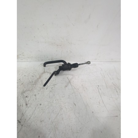 Recambio de bombin embrague para suzuki swift iii (mz, ez) 1.3 (rs 413) referencia OEM IAM 2381063J02000  